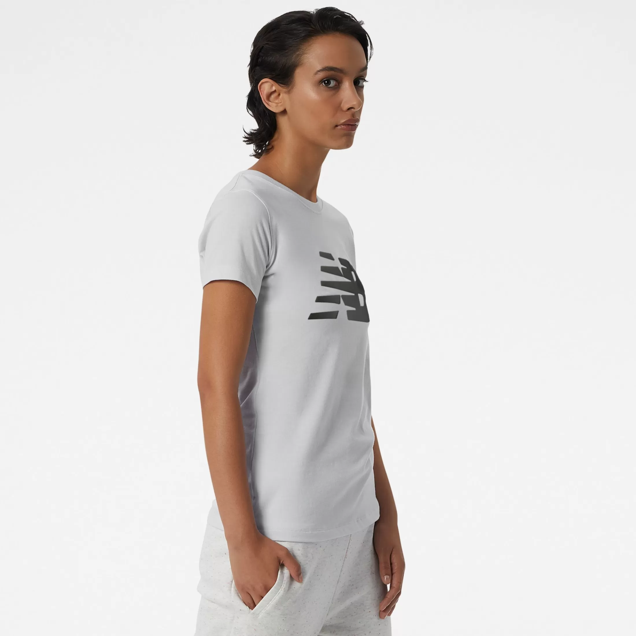Best Sale Women's Classic Flying NB Graphic T-Shirt MULHER Todo o vestuário | T-shirts e partes de cima